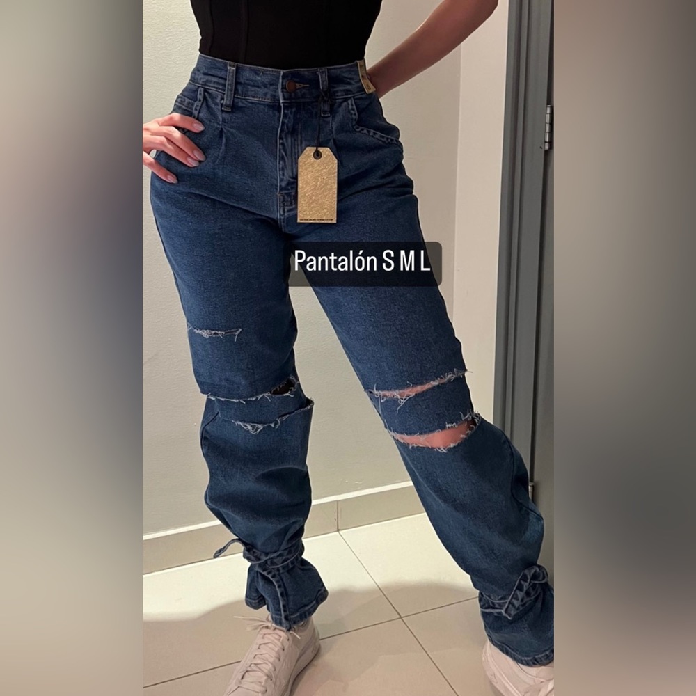 Detailed jeans